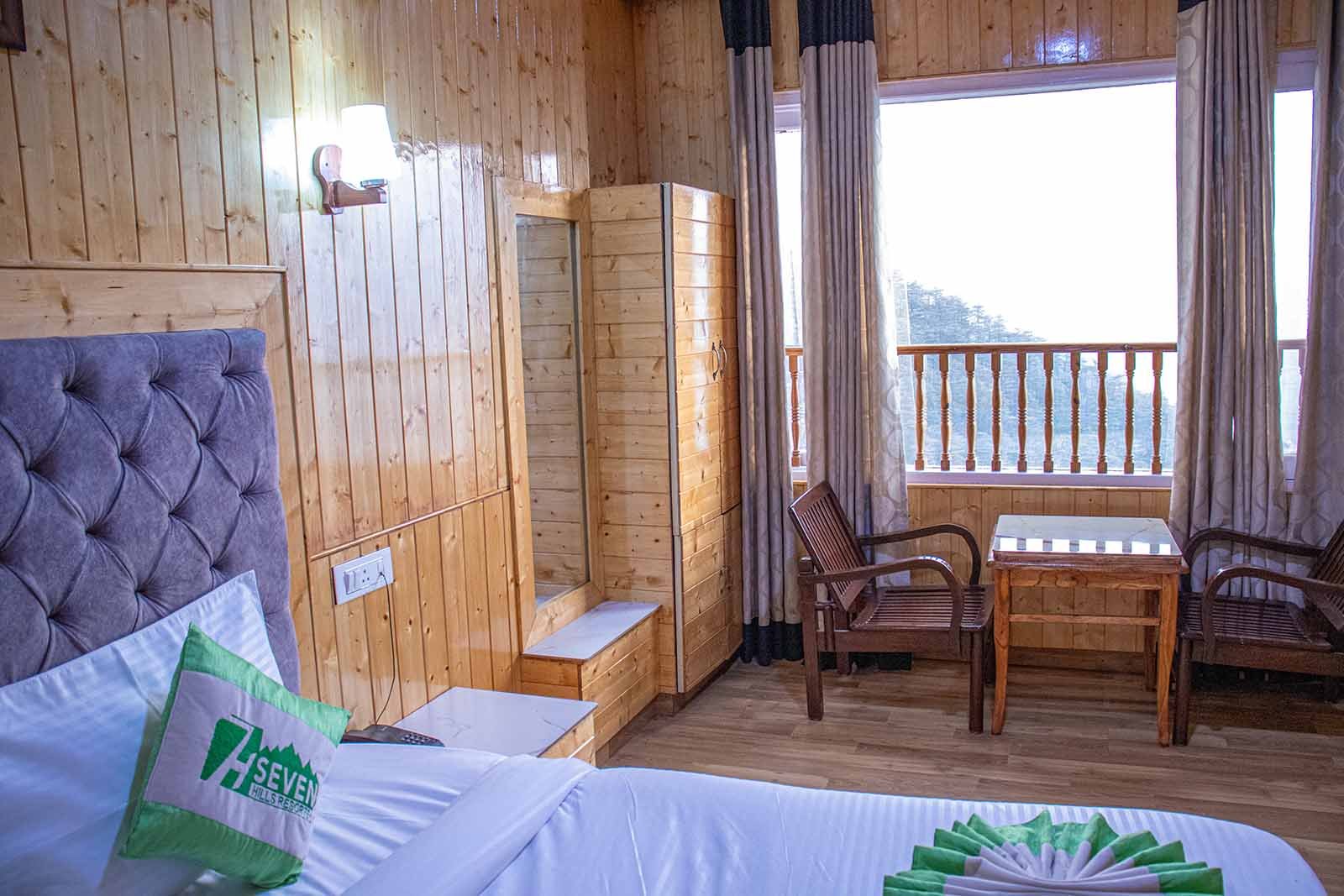 Deluxe Room5