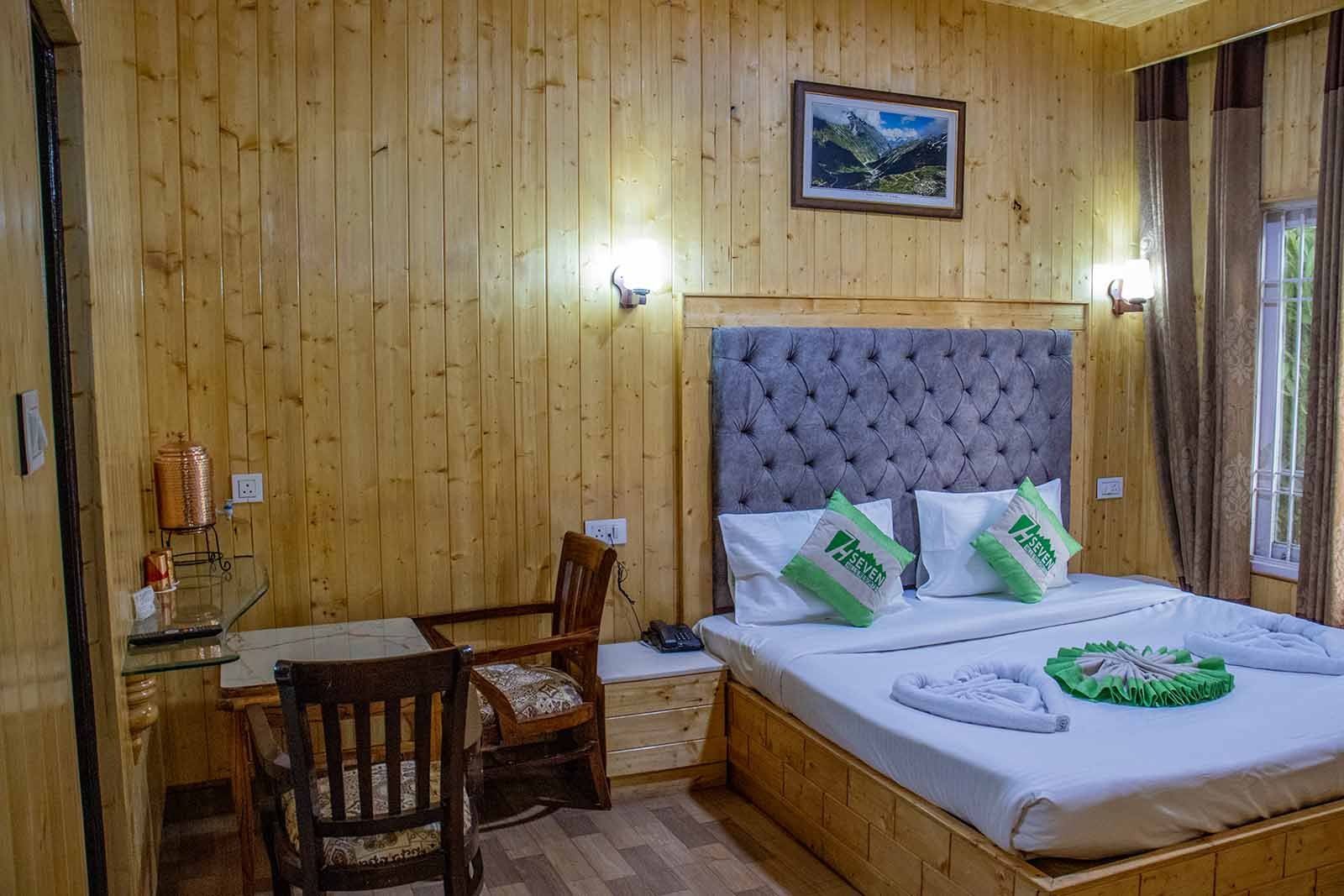 Deluxe Room Balcony11
