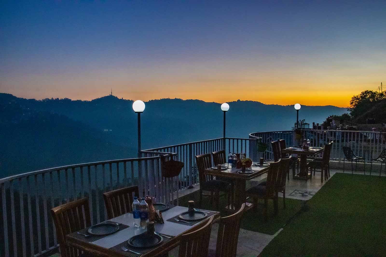 Restaurant11