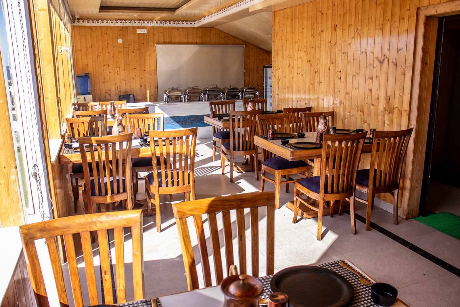 Restaurant4